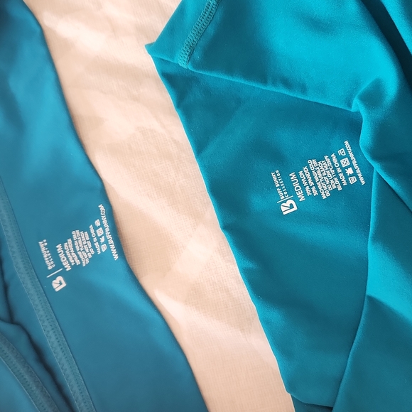 BuffBunny Siren Leggings and Revolution Bra Set - Picture 4 of 5